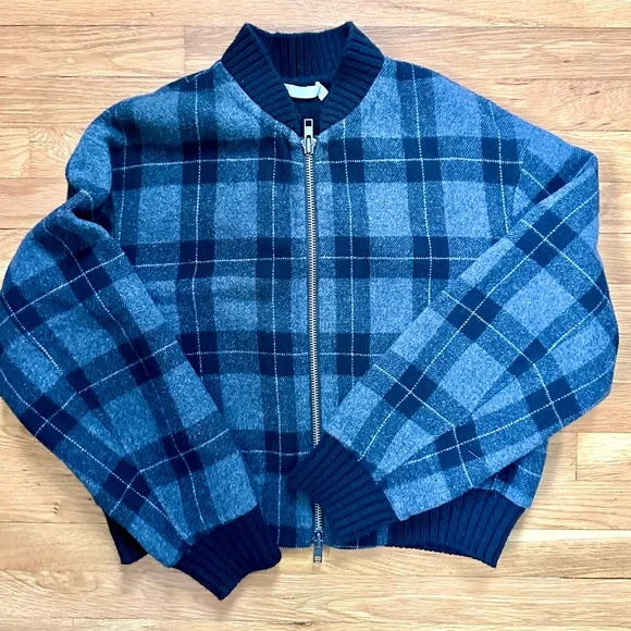 Like New Vince Plaid Bomber Jacket Women’s Black & Gray - Picture 1 of 9
